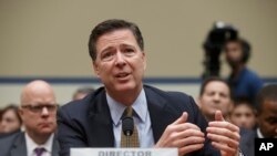 Le directeur du FBI James Comey témoigne à Capitol Hill, Washington, le 7 juillet 2016.