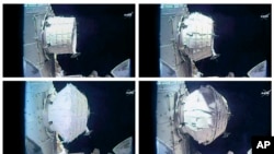 Foto dari NASA ini menunjukkan ruang eksperimen baru yang di stasiun luar angkasa internasional, 28 Mei 2016. 