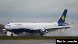 Indege y'ikompanyi Rwandair