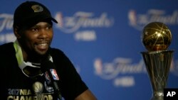 Kevin Durant, Golden State Warriors, Oakland, Californie, le 12 juin 2017.
