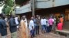 Guinée: le président Condé l'emporte au 1er tour, l'opposition veut contester par de futures manifestations