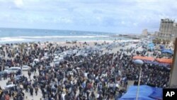 Líbia: Há relatos de confrontos a 50 quilómetros de Tripoli