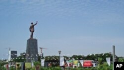 Praça da Independência, Luanda