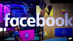 Facebook-Audio Streams