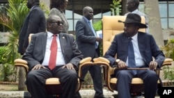 Riek Machar et Salva Kiir, Juba, le 29 avril 2016.