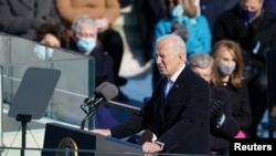 Presiden AS Joe Biden memberi sambutan usai dilantik di Washington, Rabu, 20 Januari 2021. (Foto: Erin Schaff/Pool via Reuters)