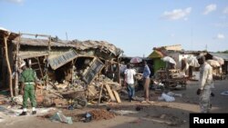Le site d'un attentat présumé de Boko Haram à Maiduguri, au Nigeria 