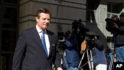 Paul Manafort sort du tribunal, Washington, le 28 février 2018