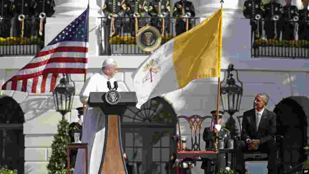 Le pape François prononce un discours à la Maison Blanche
