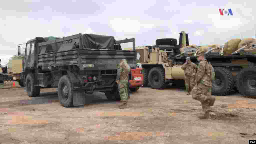 With the advance of at least three caravans of thousands of Central Americans who left Honduras weeks ago, the possibility of their arrival at the U.S. border could increase in coming days. Although some have abandoned the attempt and returned to their countries, thousands have continued to travel northward despite the deployment of U.S. troops.