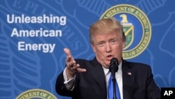 APTOPIX Trump