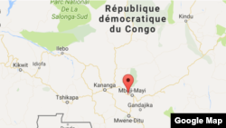 Dans cette localité d'environ 15.000 habitants, aujourd'hui dépourvue de la moindre infrastructure, sans électricité ni eau potable, on s'approprie le récit des générations précédentes et de leurs souffrances sous le joug colonial.
