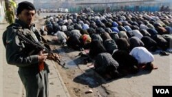 El país aprobó una ley este mes prohibiendo las reuniones religiosas en instituciones estatales en un esfuerzo por acabar con el extremismo religioso.