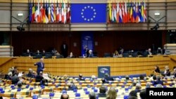 Le parlement européen en session de travail.