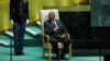 Le président du Malawi, Arthur Peter Mutharika, s'apprête à prendre la parole à la 74e session de l'Assemblée générale des Nations unies au siège de l'ONU à New York, États-Unis, le 26 septembre 2019. (Photo: REUTERS/Eduardo Munoz) 