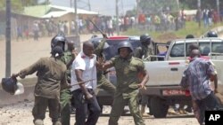 Interpellation de partisans du leader de l'opposition Cellou Dalein Diallo en septembre dernier à Conakry