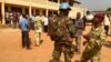 Les Casques bleus stoppent "un convoi d'hommes lourdement armés" en Centrafrique