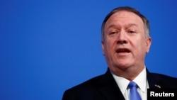 El secretario de Estado de Estados Unidos, Mike Pompeo, acompaña al presidente Donald Trump en cumbre de la Organización del Tratado del Atlántico Norte (OTAN) en Londres.