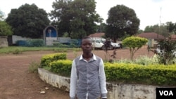 Dauda Mohamed Fullah, an Ebola survivor, Kenema, Sierra Leone, Oct. 17, 2014. (Nina deVries/VOA)