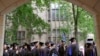 耶鲁大学校长重申对国际学生的承诺