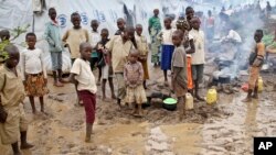 Des réfugiés burundais dans le camp de Gashora, au Rwanda, le 21 avril 2015. (AP Photo/Edmund Kagire)