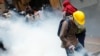 Polisi Turki Bubarkan Demonstran di Alun-alun Taksim dengan Gas Air Mata