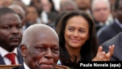 José Eduardo dos Santos, et sa fille Isabel dos Santos, Luanda, 28 août 2012 ( EPA/PAULO NOVAIS)
