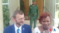 Séraphine Wakana représentante du PNUD en Guinée et Gerardus Gielen représentant de la délegation de l'union Européenne