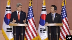 John Kerry na Coreia do Sul