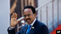 Le président somalien Mohamed Abdullahi Mohamed arrive pour la cérémonie de prestation de serment de Cyril Ramaphosa à Pretoria, en Afrique du Sud, le 25 mai 2019.