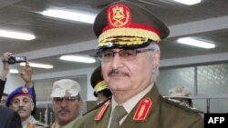 Le général Khalifa Haftar à Tobrouk, 15 mars 2015.