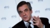 Torpillé par le 'Penelopegate', Fillon accuse la gauche en France