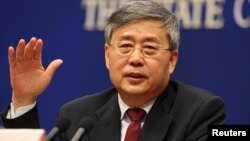 中国银行保险监督管理委员会新任党委书记郭树清将兼任中国人民银行党委书记（资料照片）