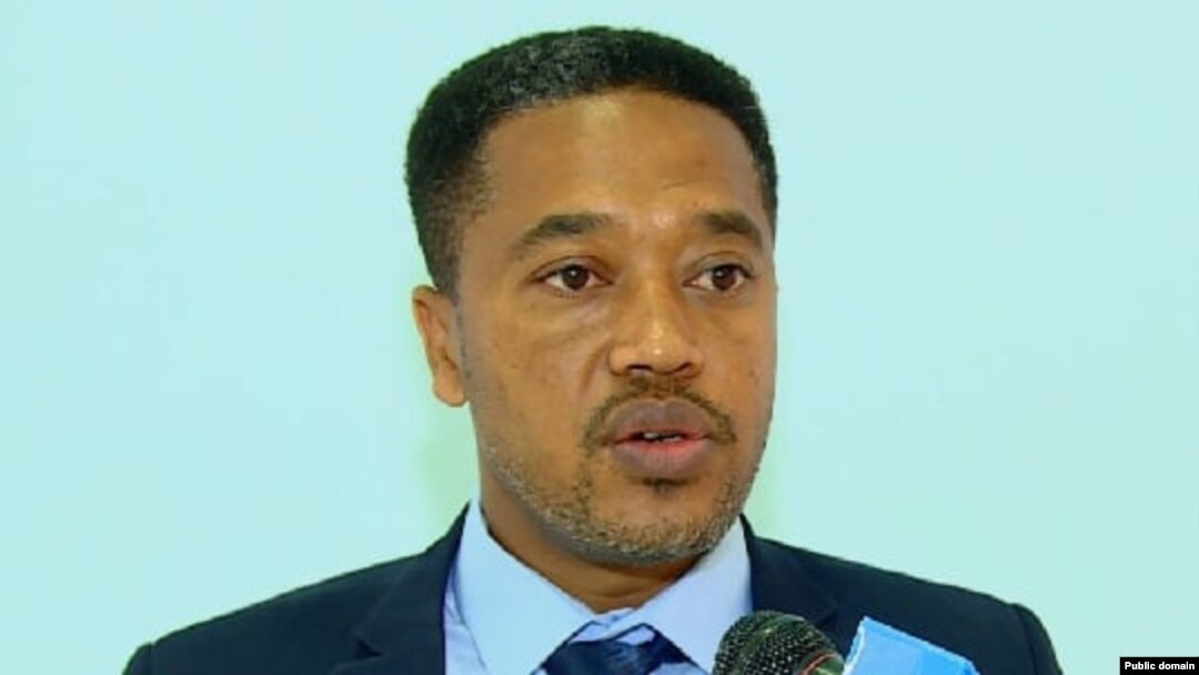 ምክትል ሚኒስትር ኣገልግሎት ኮምኒኬሽን ኣቶ ከበደ ዴሲሳ 