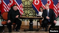 도널드 트럼프 미국 대통령과 김정은 북한 국무위원장이 지난 2월 2차 미북 정상회담을 위해 베트남 하노이의 메트로폴 호텔에서 만났다. 