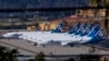 Avioni Aljaska erlajnsa tipa Boing 737 Max 9 bili su prizemljeni nakon incidenta 5. januara (REUTERS/Mike Blake/File Photo)
