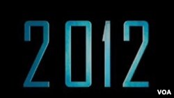 La apocalíptica cinta, “2012”, compite esta semana con “Radio Pirata”.