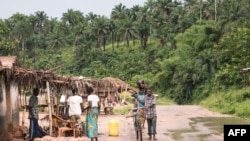 Vue partielle d'un village dans la province du Kwilu, en RDC, 20 avril 2017. (photo d'archives)
