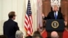 Trump offre une main tendue aux démocrates, sous condition