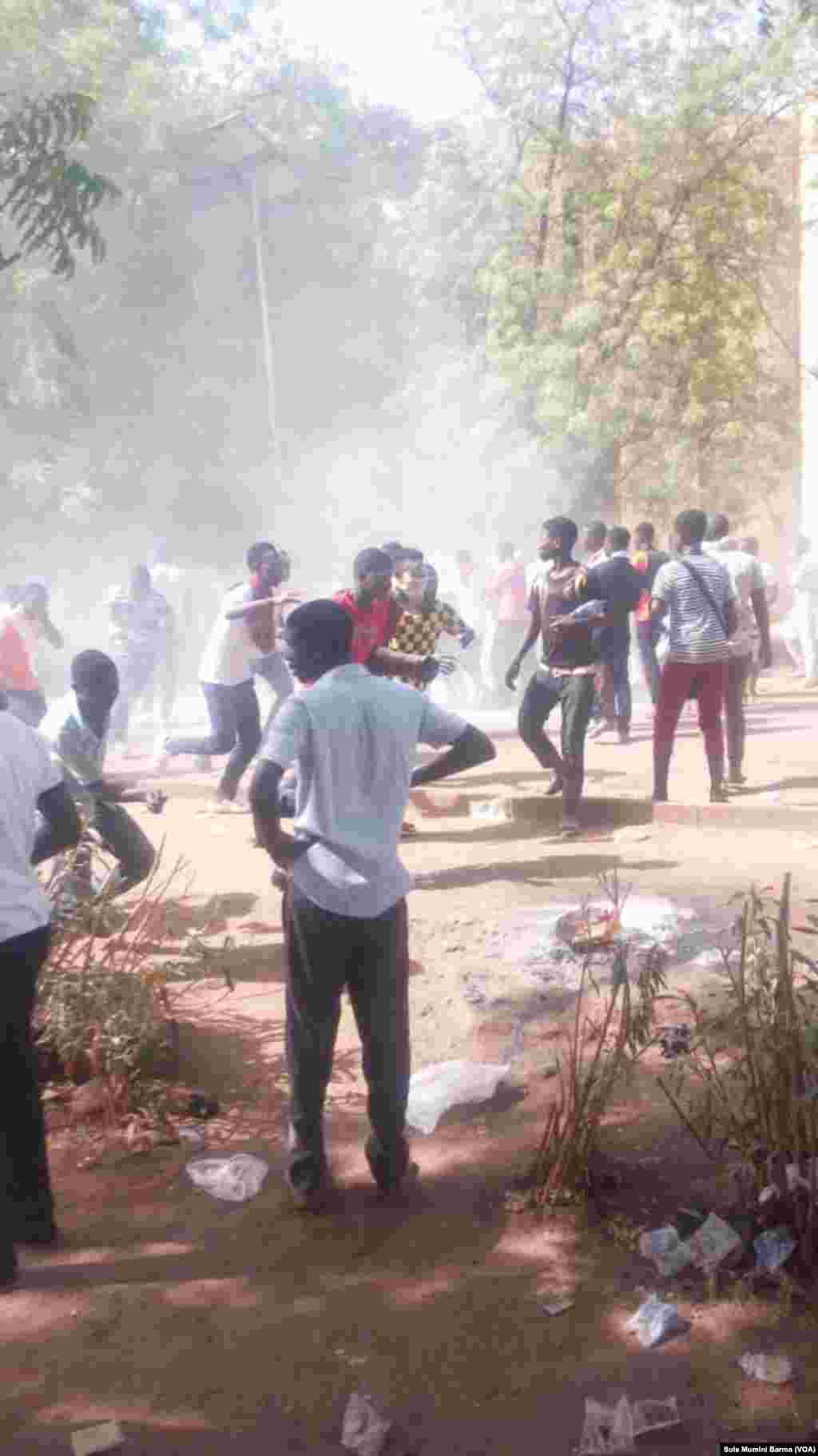 Jami’an Tsaro sun Yi amfani Da Barkonon Tsohuwa Wajen Tarwatsa Wani Gangamin Daliban Jami’ar Yamai A Nijer