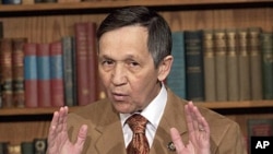 Rep. Dennis Kucinich, D-Ohio speaks during a news conference on Capitol Hill in Washington, Wednesday, March 17, 2010, where he announced he will support President Barack Obama's health care overhaul bill. (AP Photo/Harry Hamburg)
