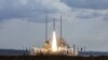 TV Pemerintah: Iran Uji Coba Roket Pembawa Satelit