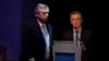 Una de las encuestas que dan a Alberto Fernández como el favorito para las elecciones presidenciales previstas para el próximo 27 de octubre, fue realizada un día después del primer debate con el actual presidente Mauricio Macri.
