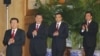 习近平（左起第二人）和李克强（左起第三人）都曾是下乡知青