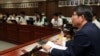 류길재 한국 통일부 장관이 11일 정부서울청사 통일부 대회의실에서 열린 기자간담회에서 인사말을 하고 있다. 이날 정부는 북한에 제2차 남북 고위급접촉을 오는 19일 판문점에서 개최하자고 전격 제의했다.