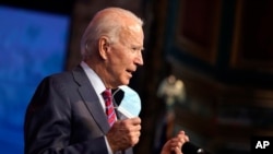 Le président américain élu Joe Biden s'exprime à Wilmington, Delaware, le vendredi 4 décembre 2020.