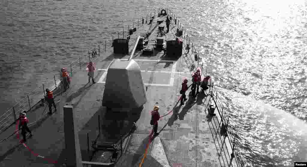 2013年5月15日,一艘基德艦離開高雄軍港參加聯合演習。