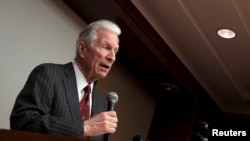 FILE - U.S.-court appointed mediator Daniel Pollack speaks at a news conference in New York City, Feb. 29, 2016, to announce that Argentina and its main holdout creditors have signed an agreement in principle to settle a sovereign debt default dispute.