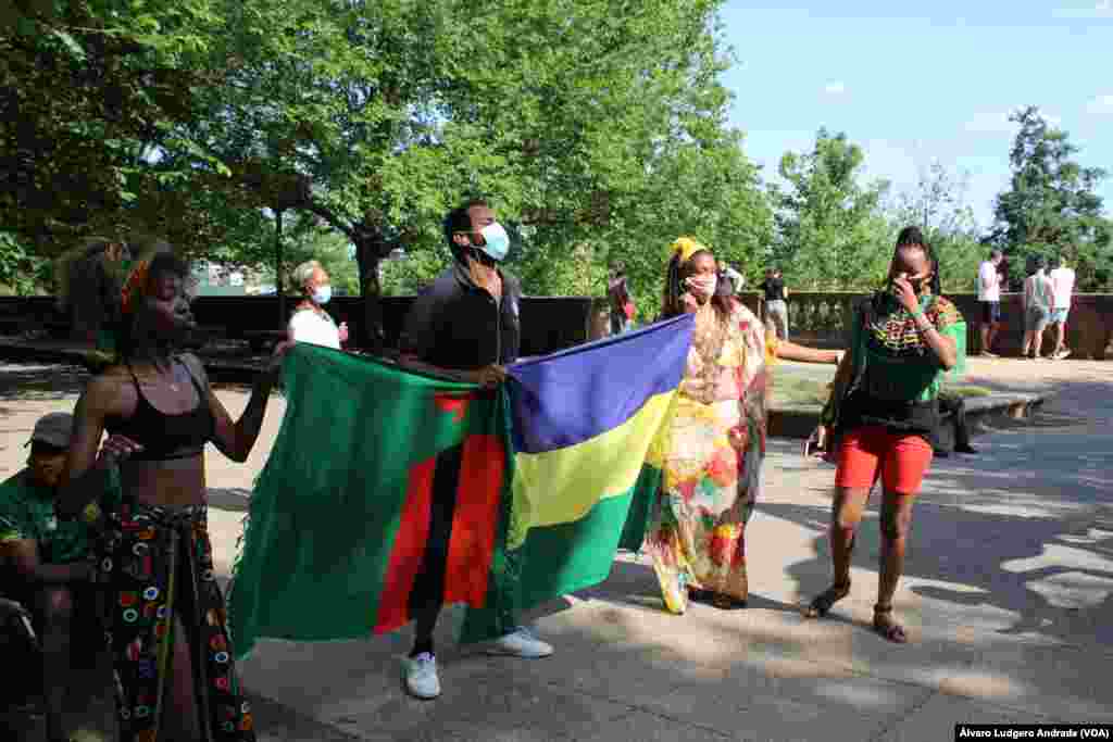  Manifesta&#231;&#227;o da di&#225;spora africana em Washington DC em solidariedade com o movimento Black Lives Matter. 