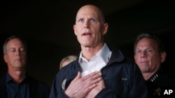 En un artículo de opinión publicado por The New York Times, el senador por Florida y ex gobernador del estado afirmó que "lo que ocurre en Venezuela es una tragedia humana".